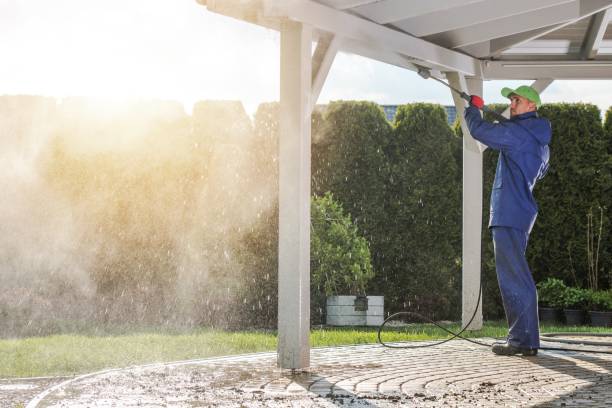 Best Pool Deck Cleaning  in Broad Creek, NC